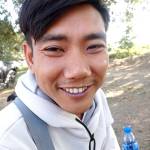 Dee HlaingHtet Profile Picture